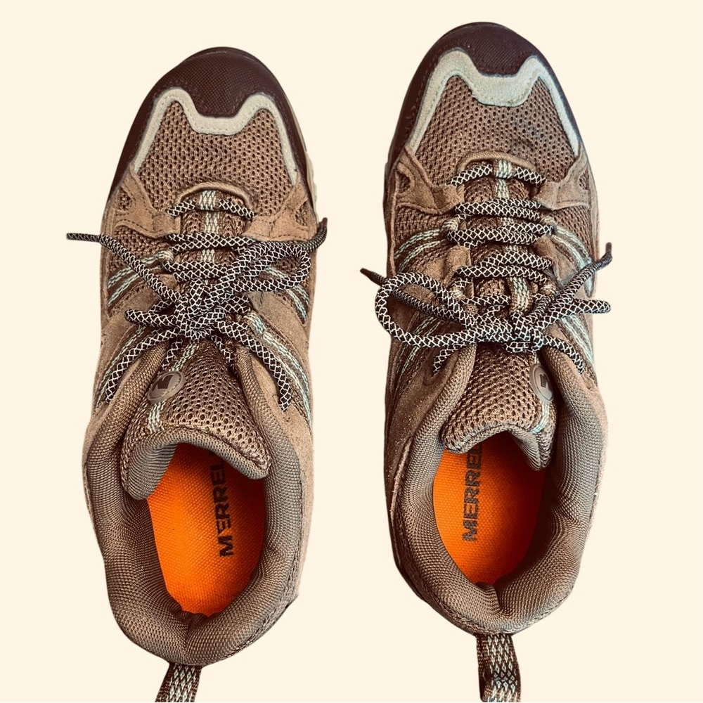 Merrell Women’s Hiking Trail Shoes, Kangaroo Eggshell Colorway - Picture 9 of 15